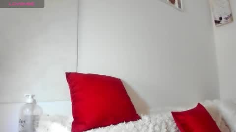 Snapshot of evadiana8484 chatting on February 24, 10:24 am evadiana8484 online show from February 24, 10:24 am