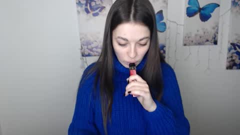 Snapshot of evaeldis chatting on February 3, 5:07 pm Eva online show from February 3, 5:07 pm