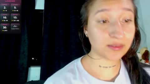 Snapshot of evah_lee chatting on June 2, 3:41 am Evah Lee online show from June 2, 3:41 am