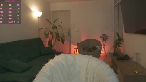evajacksss_ online show from June 5, 10:48 pm