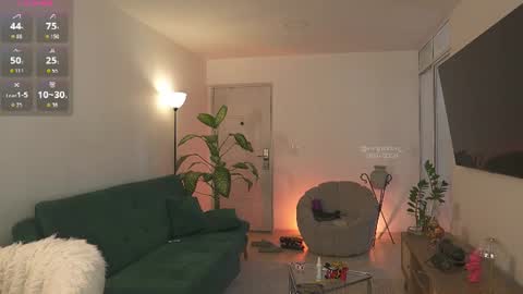 evajacksss_ online show from July 18, 9:18 pm