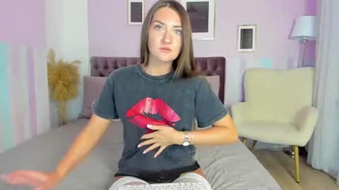 Snapshot of evalaniss chatting on June 15, 3:42 am Eva online show from June 15, 3:42 am