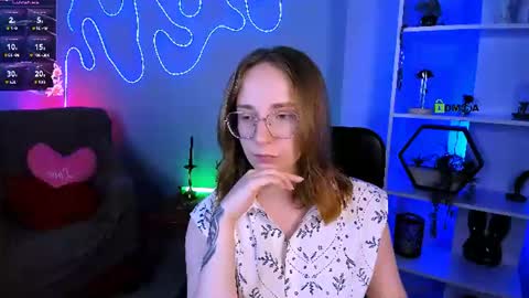 Snapshot of evalora_vei chatting on June 29, 7:14 pm evalora online show from June 29, 7:14 pm