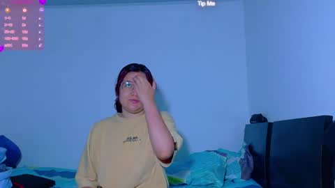 Snapshot of evaluna_02 chatting on June 4, 11:49 am evaluna_02 online show from June 4, 11:49 am