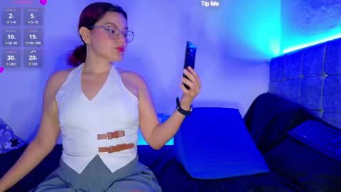 Snapshot of evaluna_02 chatting on July 20, 1:02 pm evaluna_02 online show from July 20, 1:02 pm