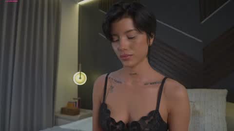 Eva Moretti online show from July 12, 5:37 pm