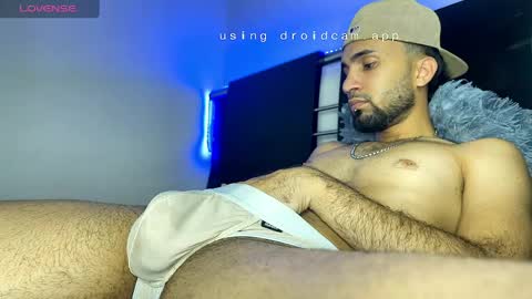evan57036 online show from April 28, 9:20 pm