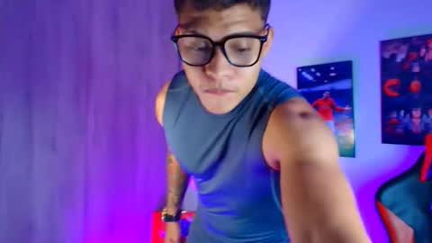 Snapshot of evan_greey chatting on September 17, 2:35 am EVAN GREY online show from September 17, 2:35 am