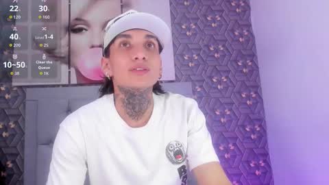 Snapshot of evan_park20 chatting on December 15, 12:09 pm Evan online show from December 15, 12:09 pm