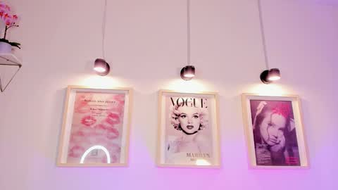 Evan voss  help me get 200 likesindependent model online show from November 21, 7:12 pm