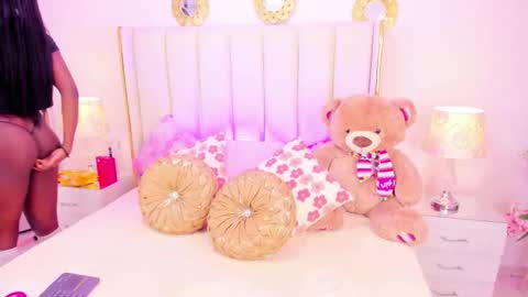 evangelin_ts online show from November 21, 1:54 pm