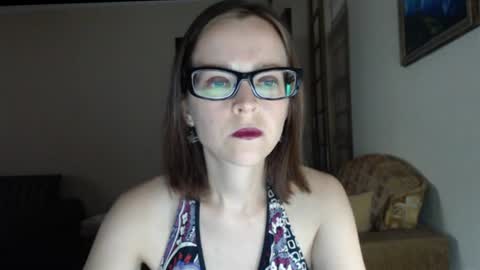 Snapshot of evangeline06 chatting on June 25, 9:03 am YourMistress online show from June 25, 9:03 am