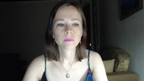 Snapshot of evangeline06 chatting on June 26, 8:41 am YourMistress online show from June 26, 8:41 am