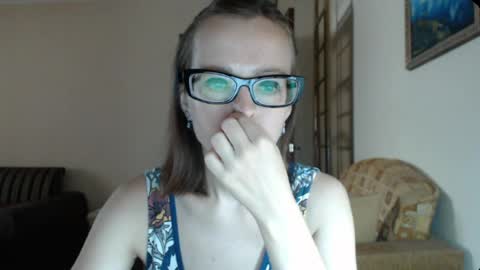 Snapshot of evangeline06 chatting on July 13, 8:17 am YourMistress online show from July 13, 8:17 am