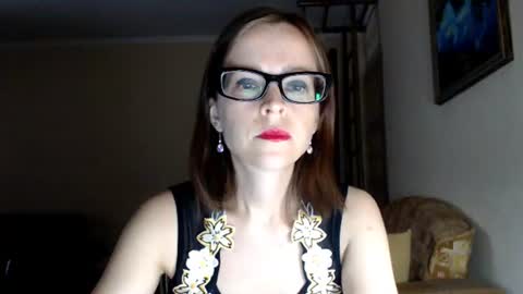 Snapshot of evangeline06 chatting on July 28, 8:54 am YourMistress online show from July 28, 8:54 am