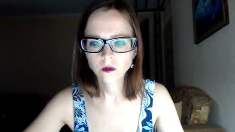 Snapshot of evangeline06 chatting on July 30, 8:35 am YourMistress online show from July 30, 8:35 am
