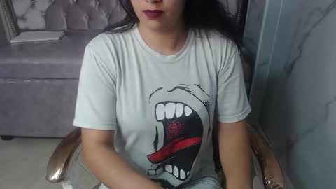 Snapshot of evangeline_b_ chatting on November 28, 1:03 pm Evamgeline online show from November 28, 1:03 pm