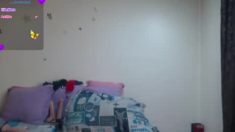 evangeline_lover online show from May 28, 1:52 pm
