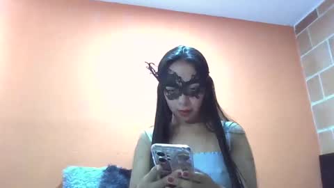 evangelinne_01 online show from October 28, 1:14 pm