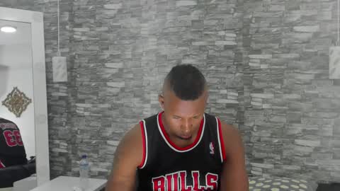 Snapshot of evans_jhones chatting on September 26, 8:46 pm EVANS online show from September 26, 8:46 pm