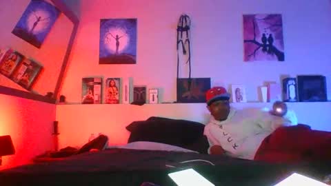 evanschris2048 online show from March 5, 3:29 am