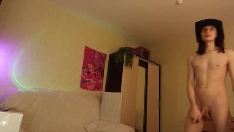   Evan   online show from February 11, 7:41 pm