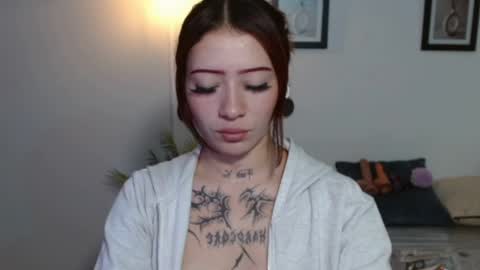 Snapshot of evanss_lx chatting on May 27, 2:47 pm Evanssa lx online show from May 27, 2:47 pm