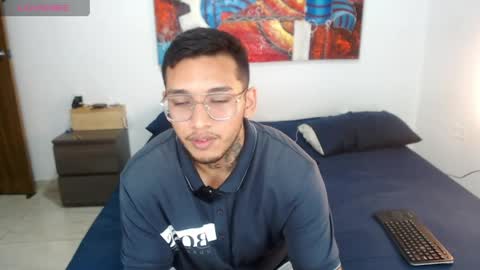   online show from March 25, 11:00 pm