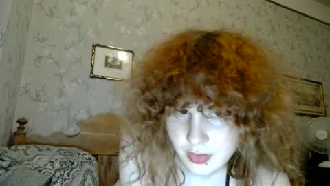 Snapshot of evapilled chatting on June 23, 11:14 pm evapilled online show from June 23, 11:14 pm