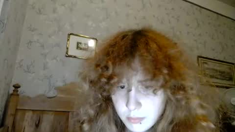 Snapshot of evapilled chatting on July 2, 8:15 pm evapilled online show from July 2, 8:15 pm