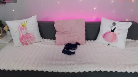 Adelina online show from June 15, 4:47 am