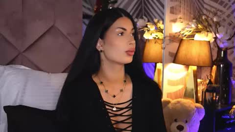 Snapshot of evarhea chatting on December 15, 3:55 am EvaRhea online show from December 15, 3:55 am