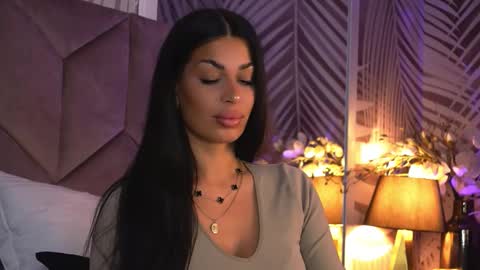 EvaRhea online show from March 4, 3:56 am