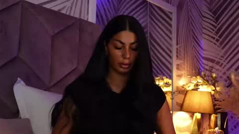 Snapshot of evarhea chatting on June 15, 2:58 am EvaRhea online show from June 15, 2:58 am