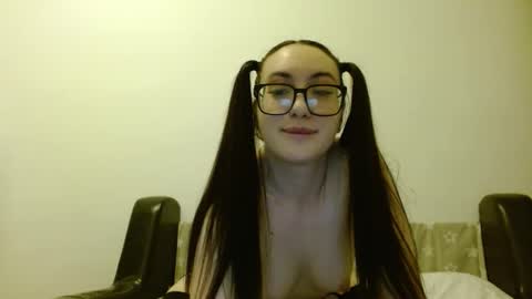 EvaRyde online show from December 23, 5:16 am