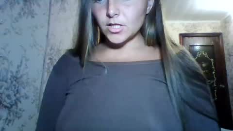 evasapples2026 online show from July 22, 6:54 pm