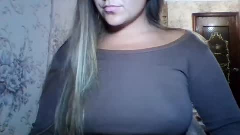evasapples2026 online show from July 23, 5:22 pm