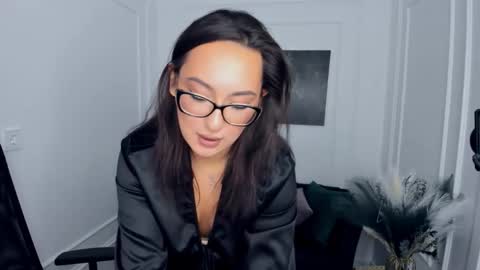 evasarazardje online show from March 11, 7:53 pm