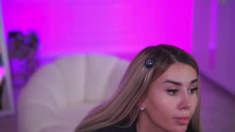 Eva online show from November 9, 7:12 pm