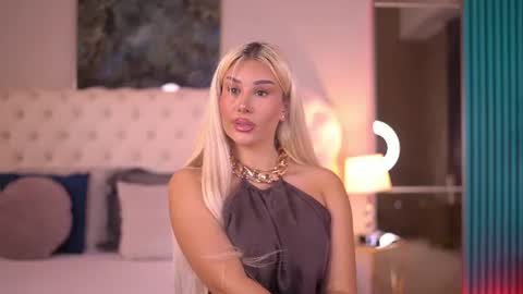 Snapshot of evazane chatting on June 21, 12:30 pm Eva online show from June 21, 12:30 pm