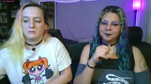 Snapshot of evelan123 chatting on May 7, 9:20 pm Chulal online show from May 7, 9:20 pm