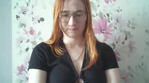 Evelina online show from March 1, 11:34 am
