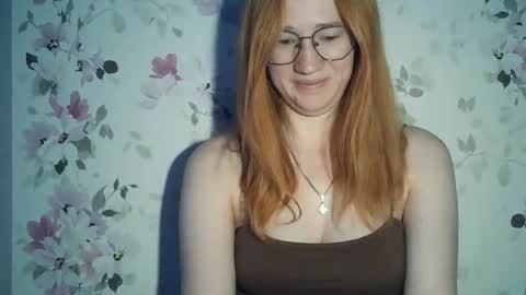 Snapshot of eveliina_shy chatting on June 19, 4:50 am Evelina online show from June 19, 4:50 am