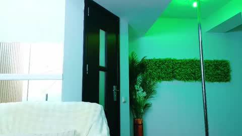 EvelinHill online show from March 16, 4:51 am