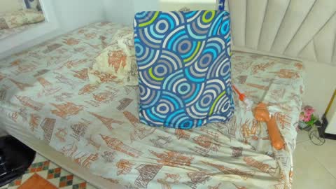 Snapshot of evelonga_707 chatting on February 5, 10:12 pm DAYANITA online show from February 5, 10:12 pm