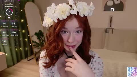 Snapshot of evelune chatting on December 15, 7:18 pm Eva online show from December 15, 7:18 pm