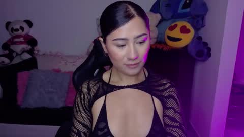 Evelyn online show from October 14, 11:00 am