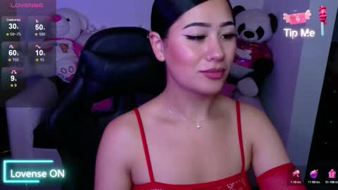 Evelyn online show from November 8, 10:48 am