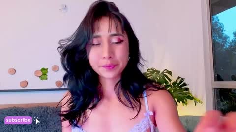 Snapshot of evelyn_chelle chatting on December 31, 11:06 pm Im Eve or Chelle Next Stream 191224 online show from December 31, 11:06 pm