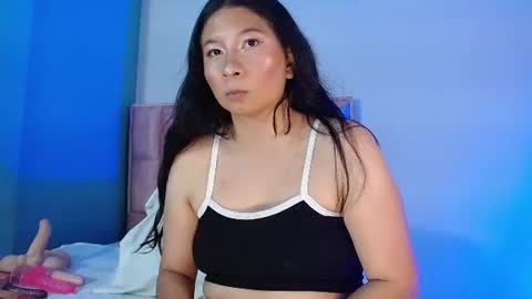 Snapshot of evelyn_flores1 chatting on July 7, 3:20 am online show from July 7, 3:20 am